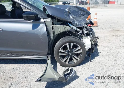 2019 Nissan Kicks Sr из США, поврежденный, VIN 3N1CP5CUXKL565451